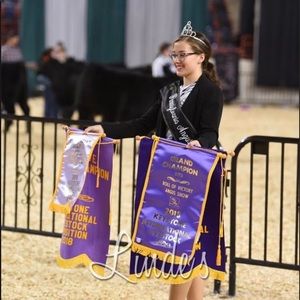 Meet your Posher, Kaitlin